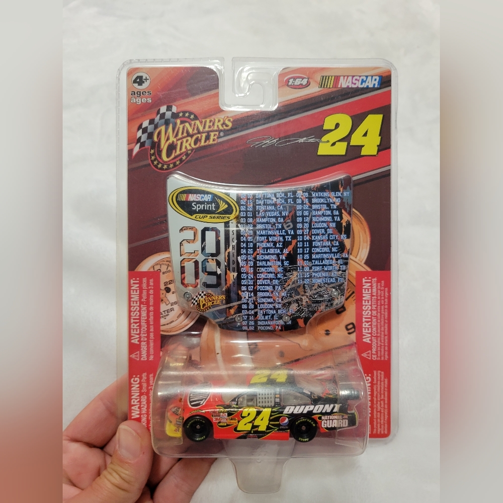 Nascar #24 Jeff Gordon 2009 Schedule Hood and Car